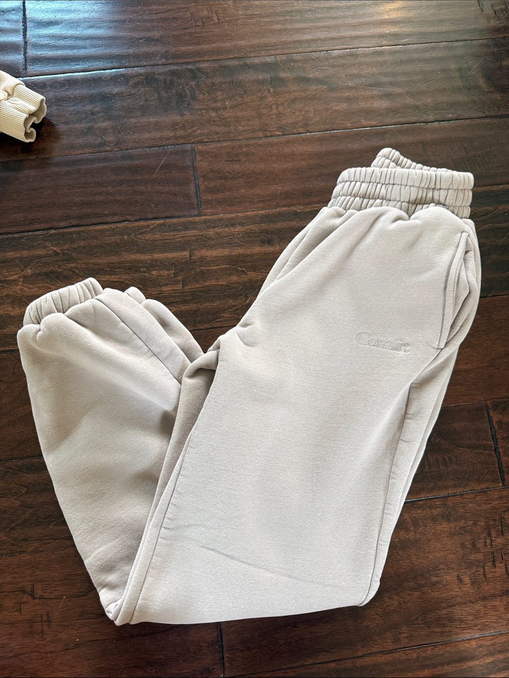 Comfort Fleece Joggers - Cream Sweatpants